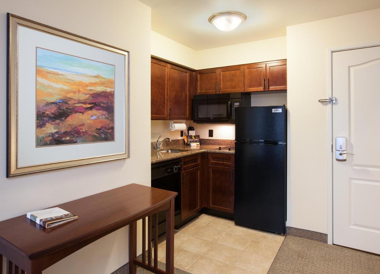 Staybridge Suites El Paso Airport By Ihg Екстер'єр фото